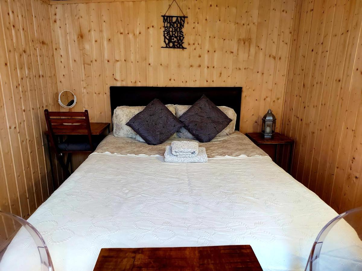 Pretty Studio With A Private Terrace لندن المظهر الخارجي الصورة