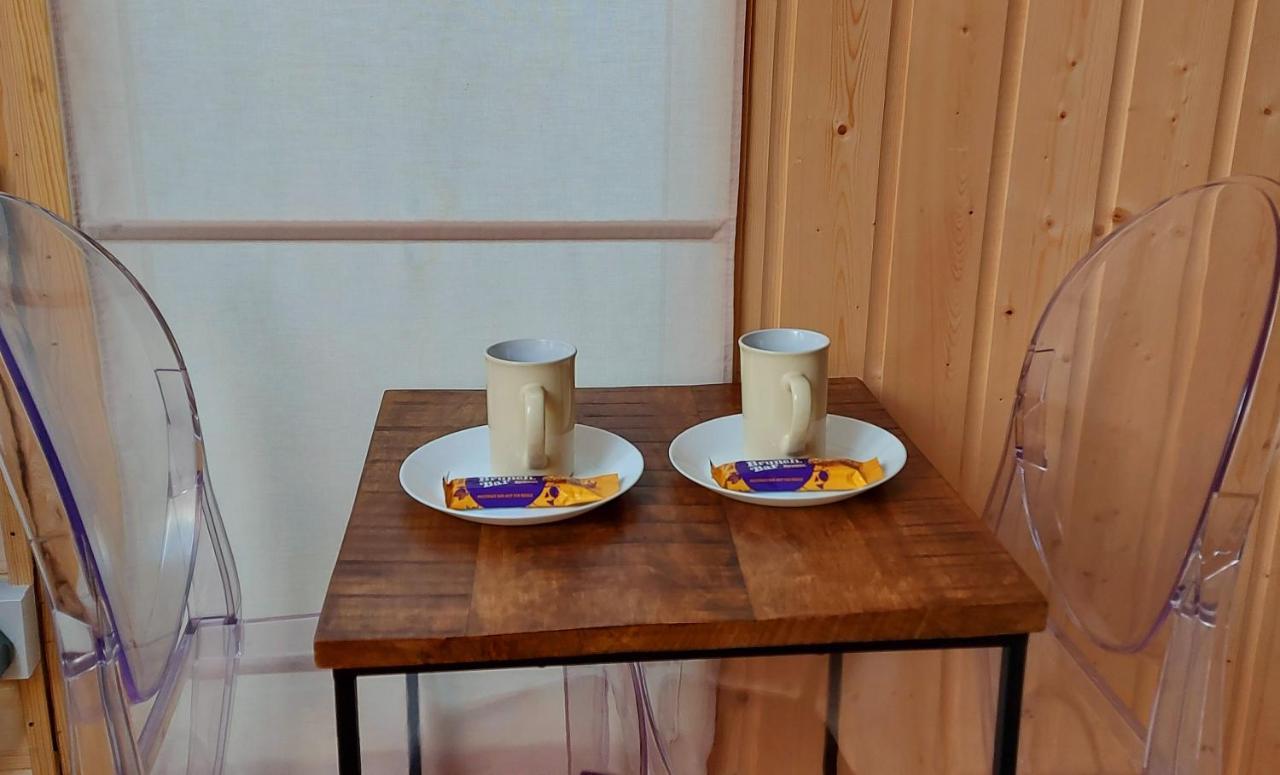 Pretty Studio With A Private Terrace لندن المظهر الخارجي الصورة